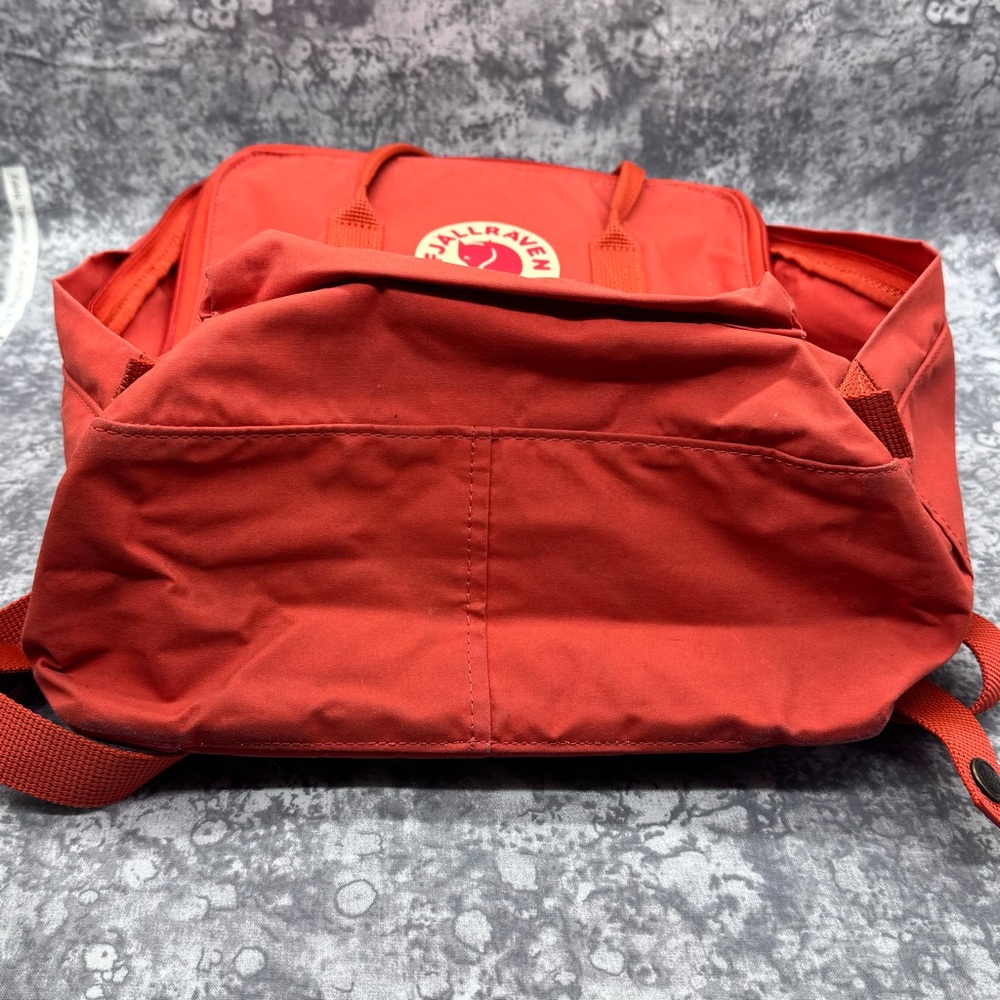 Fjallraven Kånken Backpack in Rowan Red - Picture 9 of 14